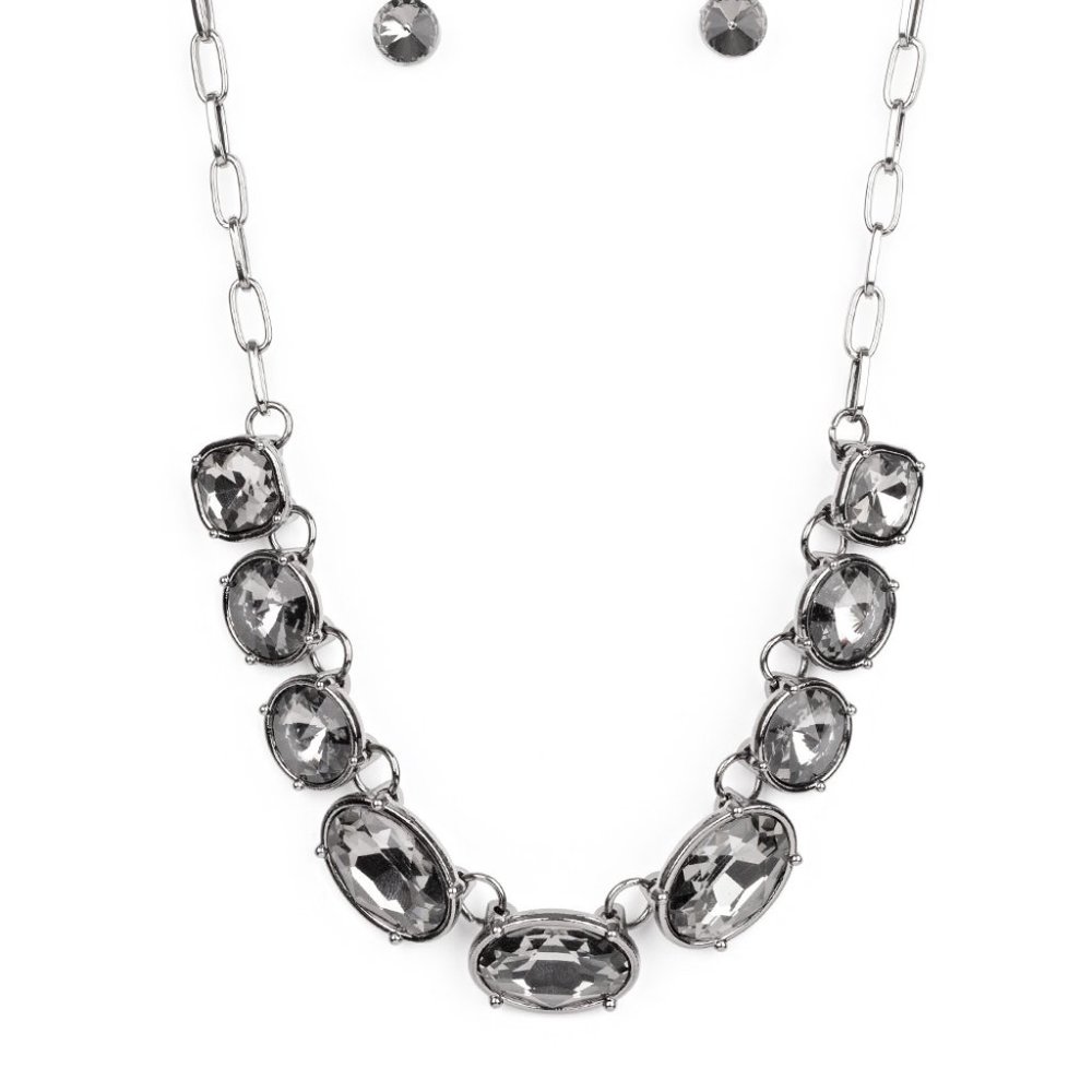 Paparazzi Gorgeously Glacial - Black